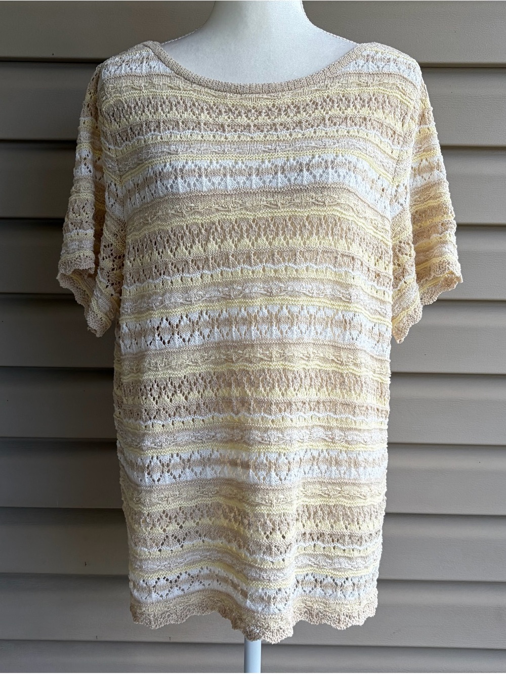 •Belle Boho Kim Gravel• Open Knit Crochet Short Sleeve Sweater - Size Large